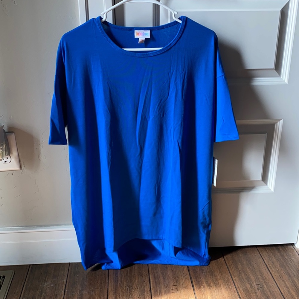 Lularoe Irma (size XS, fits like a medium/large)